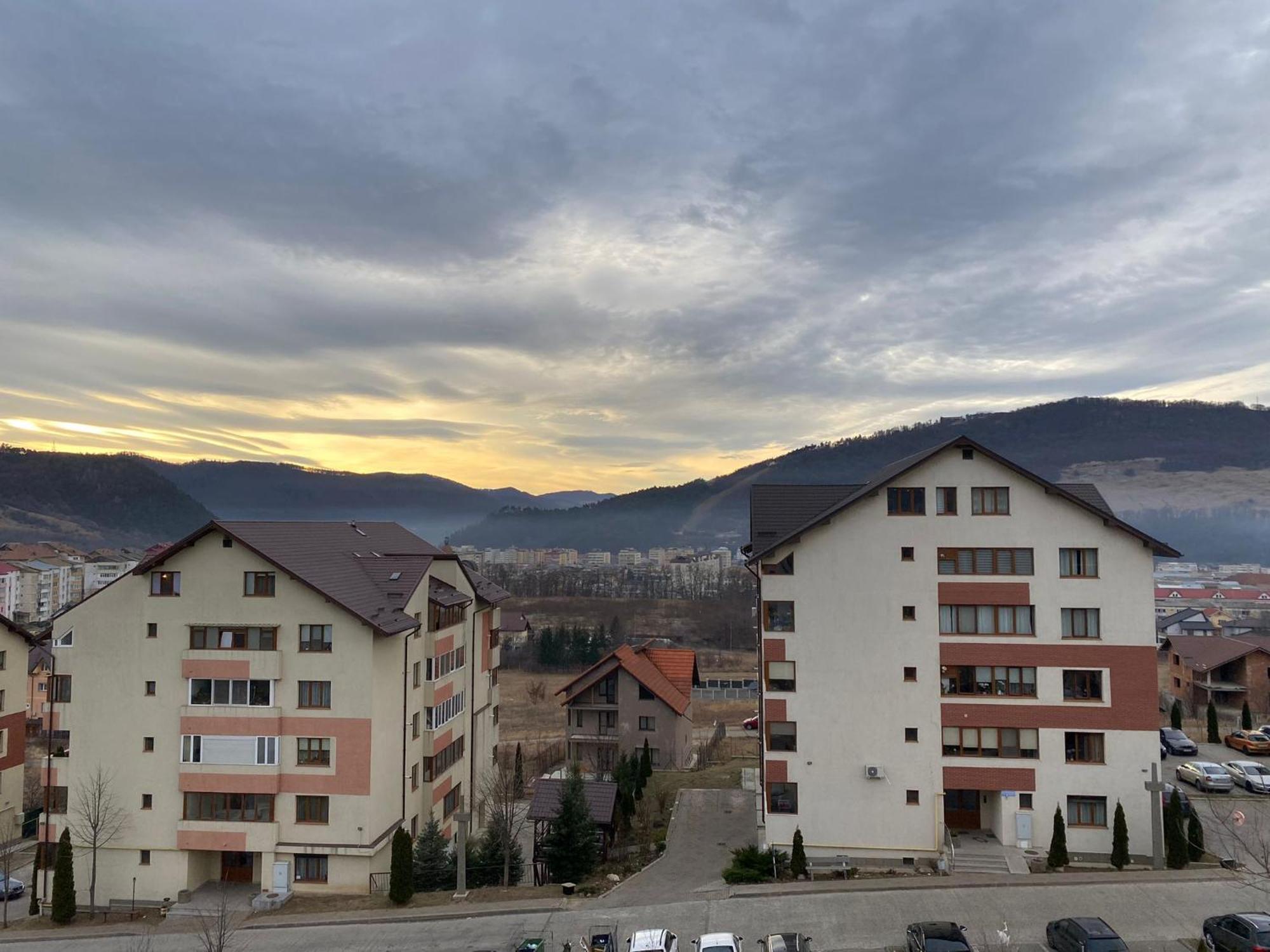 Tei Residence Piatra Neamt Bagian luar foto