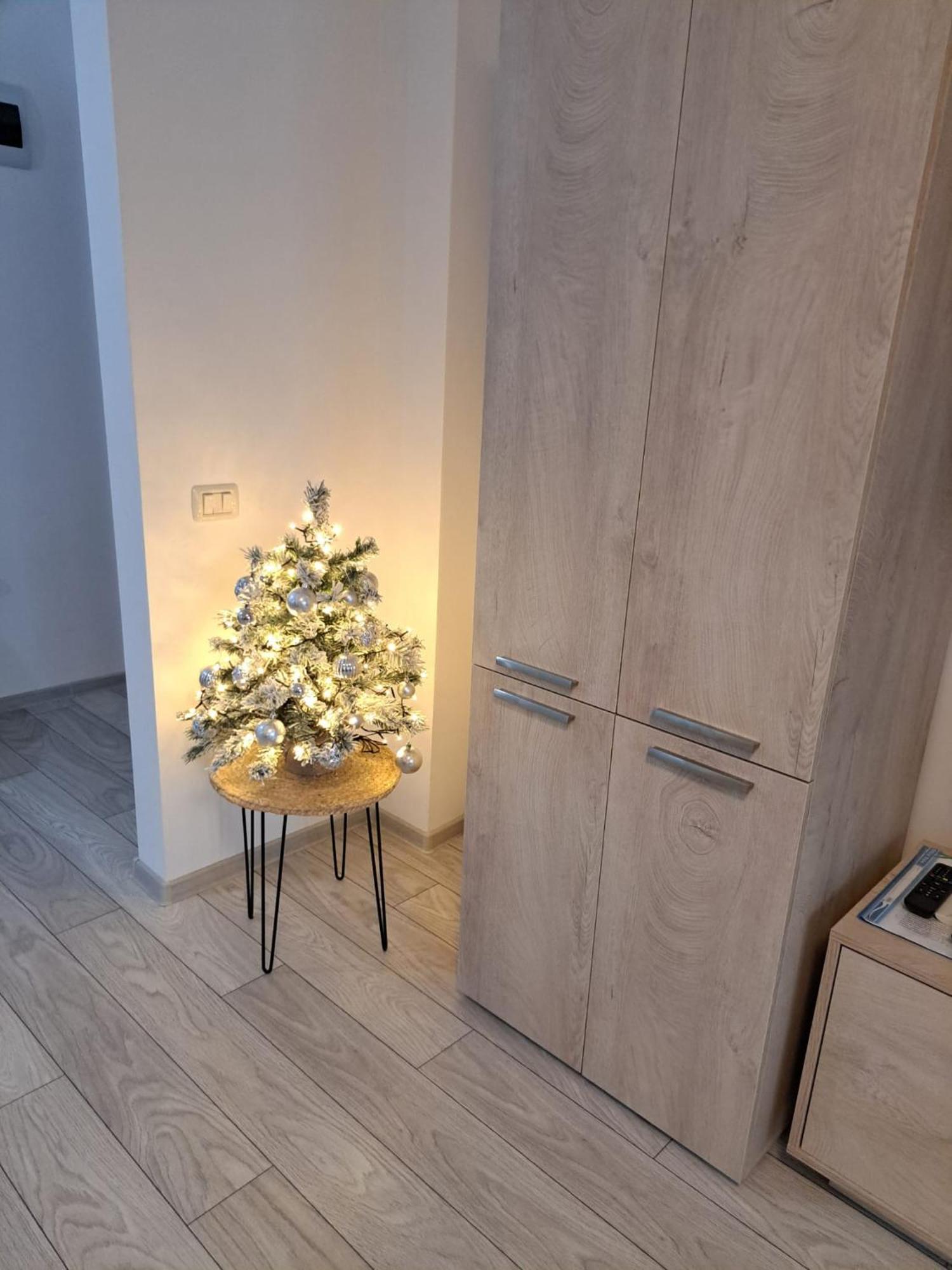 Tei Residence Piatra Neamt Bagian luar foto